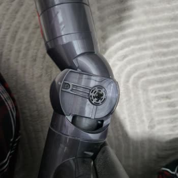Dyson V15 Detect: Hayal Kırıklığı Ve Sorunlar