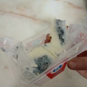 BİM'den Alınan Sek Kaymakta Beklenmedik Küf Sorunu