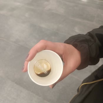 EAT Box Otomatından Sıcak Çikolata Alırken Yaşanan Sorun Ve İade Talebi