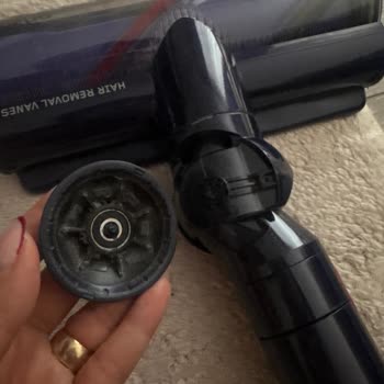Dyson Cihazımın Parçaları Sürekli Kırılıyor Ve Destek Alamıyorum