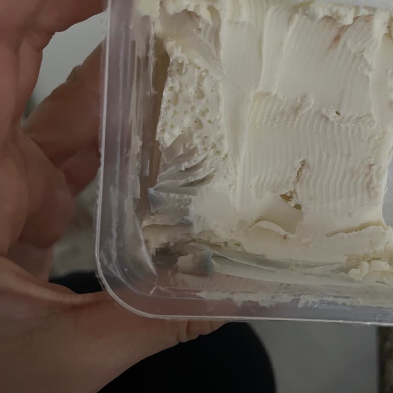 A101'de Sürekli Küflenen Kaymak Sorunu