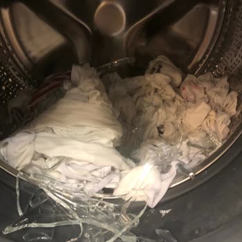 Bosch Çamaşır Makinesi Cam Patlaması Ve İletişim Sorunu