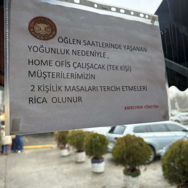 Müşteri Dostu Olmayan Kafe Deneyimi