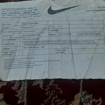 Nike Ayakkabının Tabanı İkiye Ayrıldı, Çözüm Bekliyorum