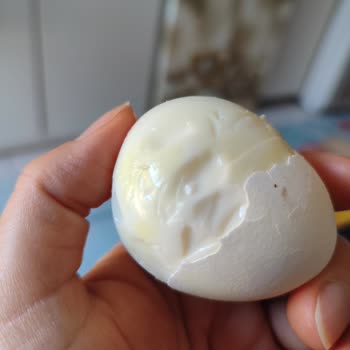 Carrefour Yumurtalarında Şok Edici Renk Değişimi