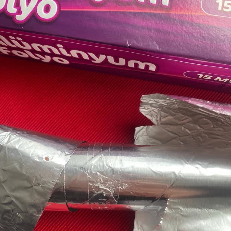 Parex Alüminyum Folyosunda Üretim Hatası Ve Kullanım Zorluğu