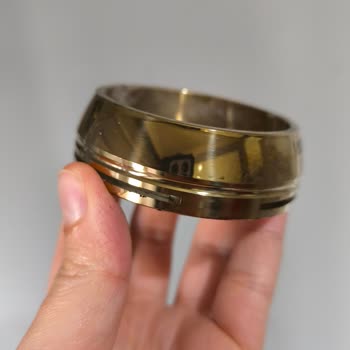 Beyaz Çelik Ürün İlk Kullanımda Sarıya Döndü