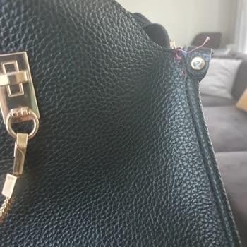 Garanti Süresi Dolmuş Çanta İçin Çözüm Bulunamadı