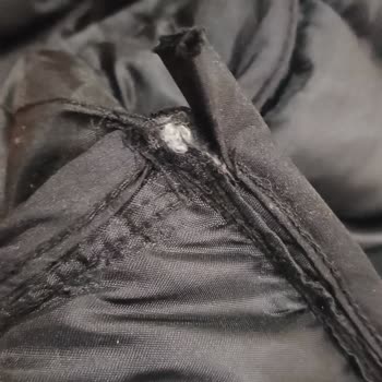 Lee Cooper Sıfır Ürün Fiyaskosu: Yırtık Ve Eksik Elyaf