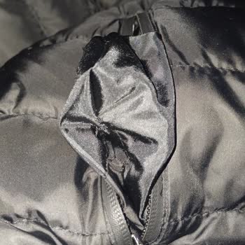 Lee Cooper Sıfır Ürün Fiyaskosu: Yırtık Ve Eksik Elyaf