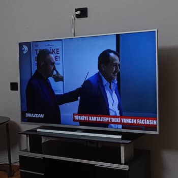 Philips TV Ekran Kendi Kendine Karanlıklaşıyor