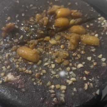 Küflü Pasta Şoku: Son Tüketim Tarihi Hatalı!