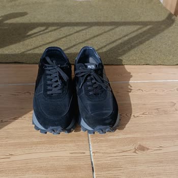 Sağlık Sorunu Yaratan Ayakkabı Ve Yetersiz Müşteri Hizmeti