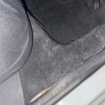 Renault Taliant Yer Döşemesi Hızla Yıpranıyor