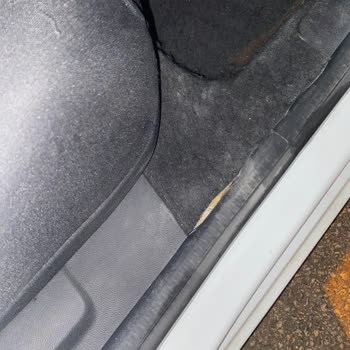 Renault Taliant Yer Döşemesi Hızla Yıpranıyor
