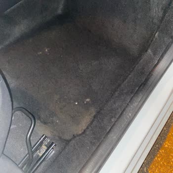 Renault Taliant Yer Döşemesi Hızla Yıpranıyor