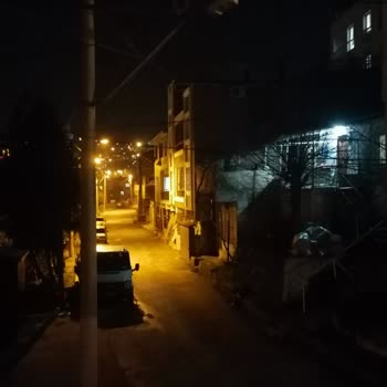 Gediz Elektrik'ten Çözüm Bekleyen Sokak Lambası Sorunu