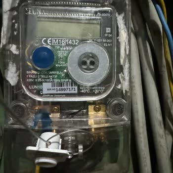 Elektrik Kesintisi Ve İlgisizlik
