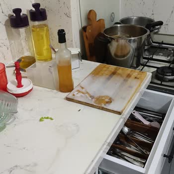 Patlayan Düdüklü Tencere Ve Müşteri Hizmetleri Eksikliği