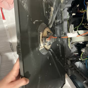 Arçelik Bulaşık Makinesi C01 Arızası Çözülmüyor