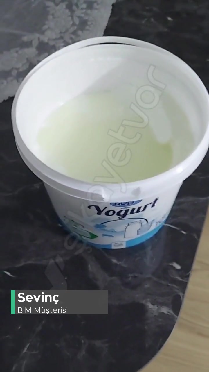 BİM  Kullanılmış Yoğurt videonun kapak resmi