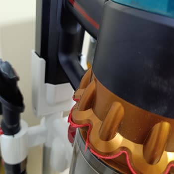 Dyson Süpürge: Yıpranan Lastikler Ve Çekiş Sorunu