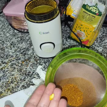 Buhara Baharat Gıda Zerdeçal Baharatında Plastik Şoku