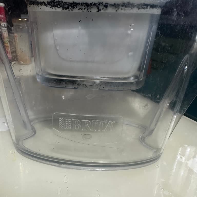 Su Arıtma Sürahisi Sağlık Endişesi Yaratıyor