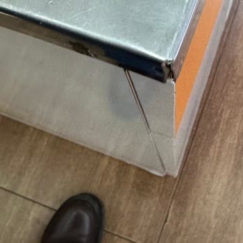 Seç-Al Market'te Tehlikeli Köşe Ve İlgisiz Müşteri Hizmetleri