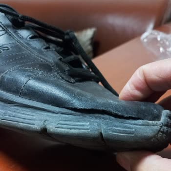 Skechers Ayakkabıda Garantiye Rağmen Erken Yırtılma