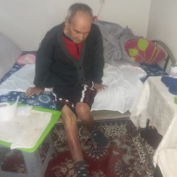 İzmir Belediyesi'nin Yetersiz Sosyal Hizmetleri Ve Hasta Bakım Krizi