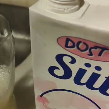 Mersin BİM'den Alınan Süt Ürünü Şoku