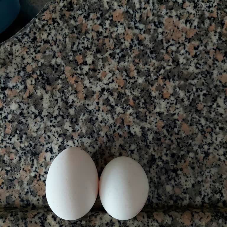BİM Yanıltıcı Yumurtalar: M Boy Diye S Boy Satılıyor!