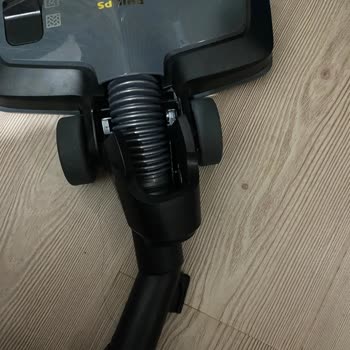 Philips Süpürgede Kırılan Parça Ve İlgisiz Hizmet