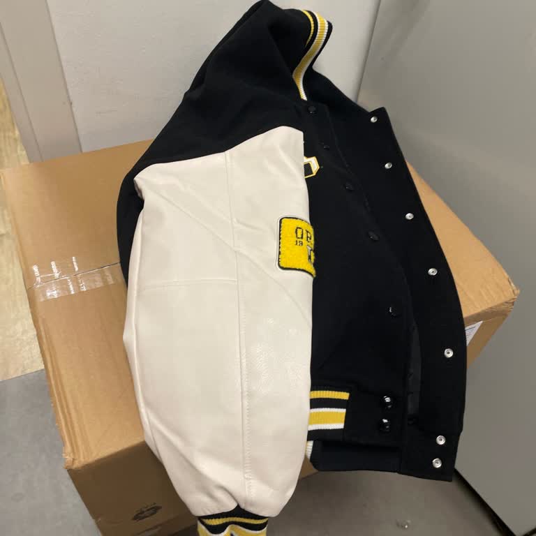 Metromall AVM Bershka'da Değişim Sorunu: Mağduriyet Yaşıyorum