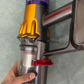 Dyson V12 Süpürgemin Garantili Değişim Talebi