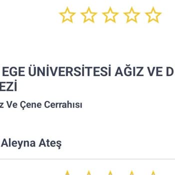 Kırık Diş İçin Çözüm Bekleyen Anne