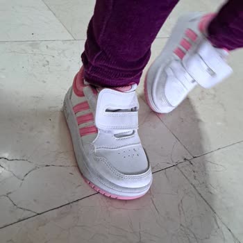 Adidas Ayakkabının Sürekli Açılan Cırt Sorunu