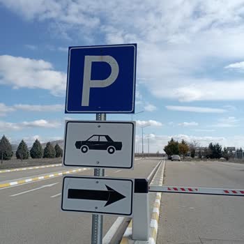 Zafer Havaalanı Kütahya Otopark Şikayeti