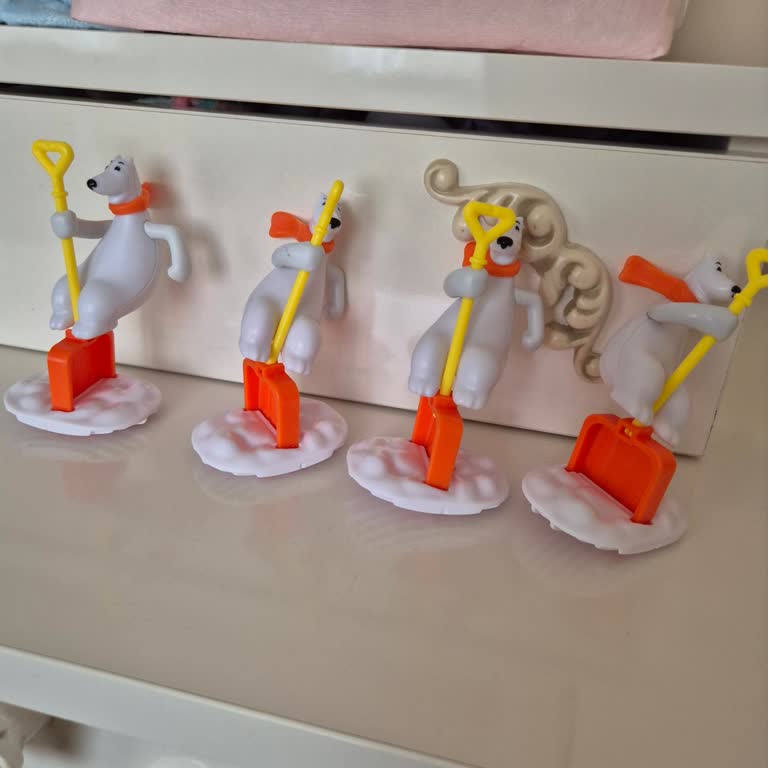 Kinder Sürpriz: Hayal Kırıklığı Ve Pahalı Oyuncaklar