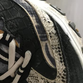 Zapatillas Skechers, problemas de calidad y garantía