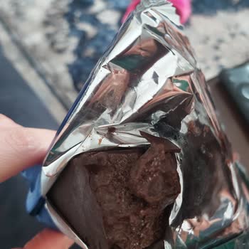 Eti Gıda Alaska Bitter Çikolata'da Hijyen Sorunu