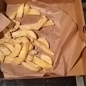 Pizza Hut Patates Hiç Kızarmamış!