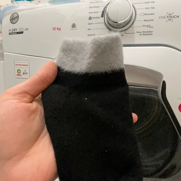 Hoover Kurutma Makinesi Kıyafetleri Küçültüyor