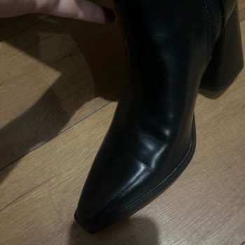 Stradivarius Mağaza Müdürüyle Yaşanan Sorun