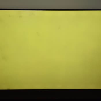 Philips TV'de Siyah Dalgalanmalar Ve İletişim Sorunları