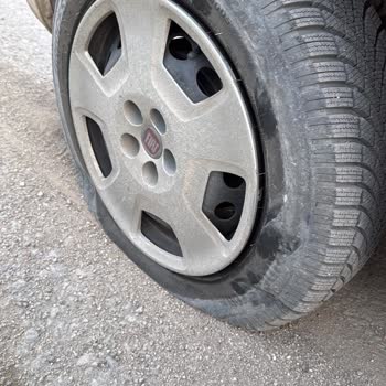 Bridgestone Lastik Patlaması: Acil Çözüm Bekleyen Can Güvenliği Tehlikesi