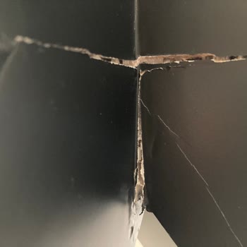 Vivense'den Alınan Yemek Masasının Kalite Sorunları Ve Destek Eksikliği!