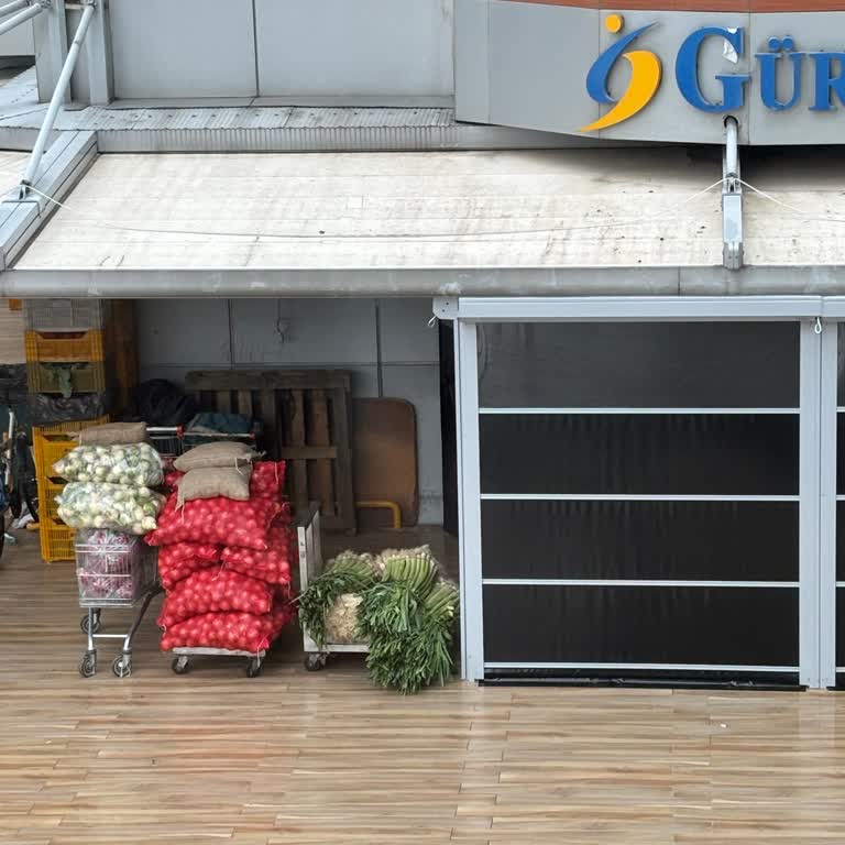 Gürmar Marketçilik'in Kaçak Yapısı Site Sakinlerini Rahatsız Ediyor