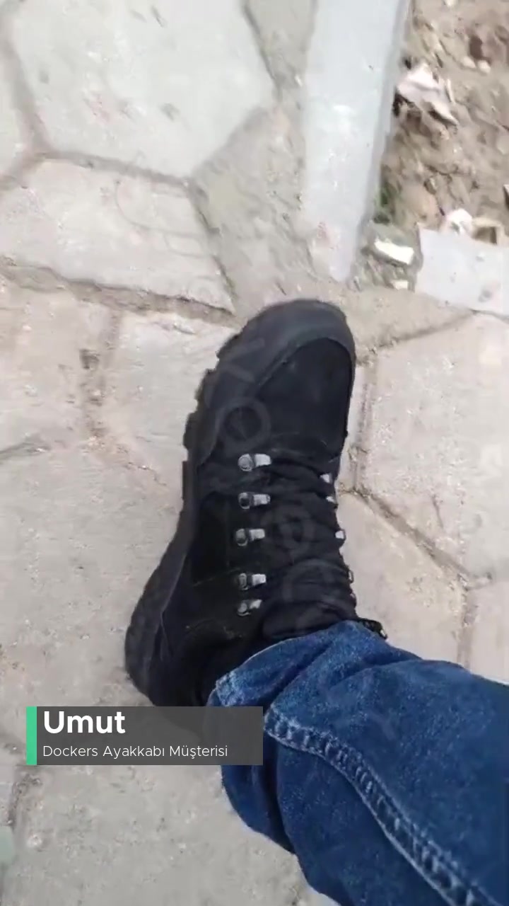 Dockers Ayakkabı Çözemedikleri Sesi Üretim Hatası Olarak Görmemeleri! videonun kapak resmi